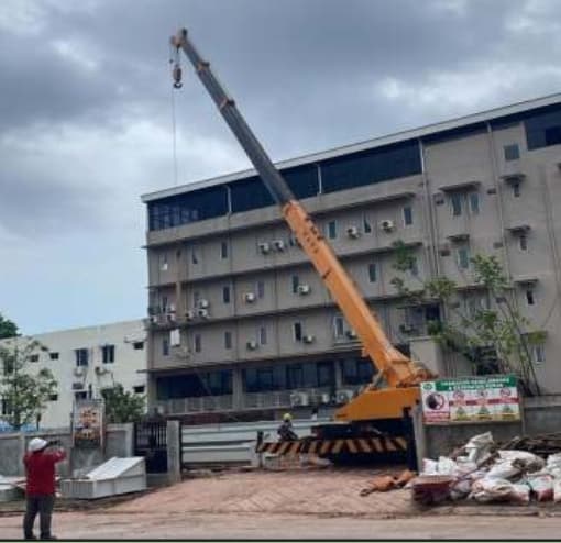 Mobile Crane KATO NK200H 20 Ton